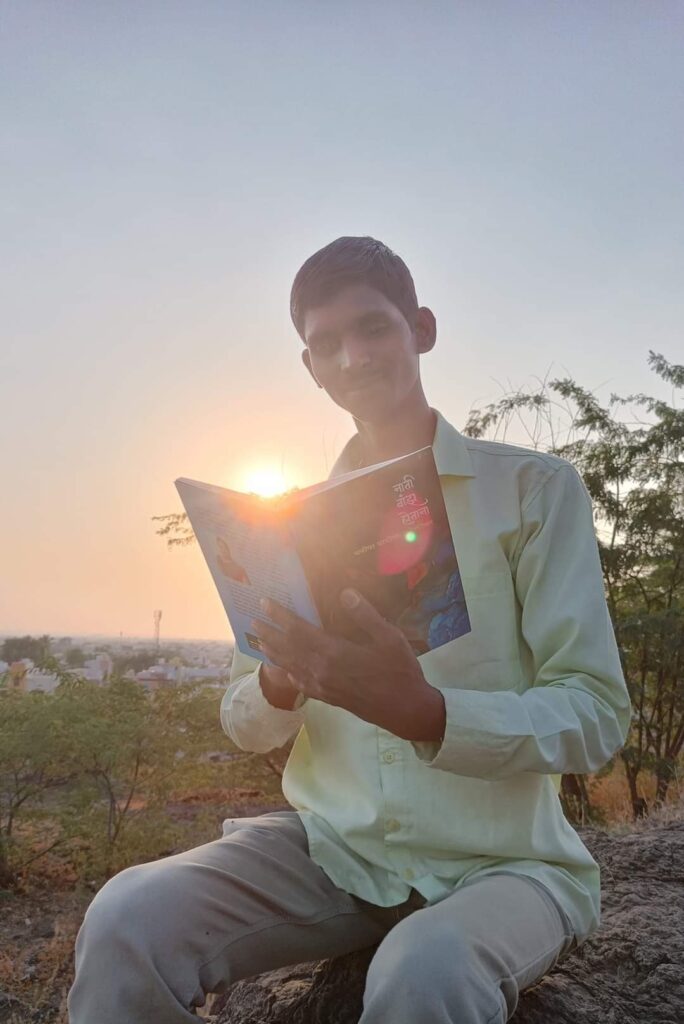 नाती वांझ होताना कविता संग्रह 4 नाती वांझ होताना कविता संग्रह 3