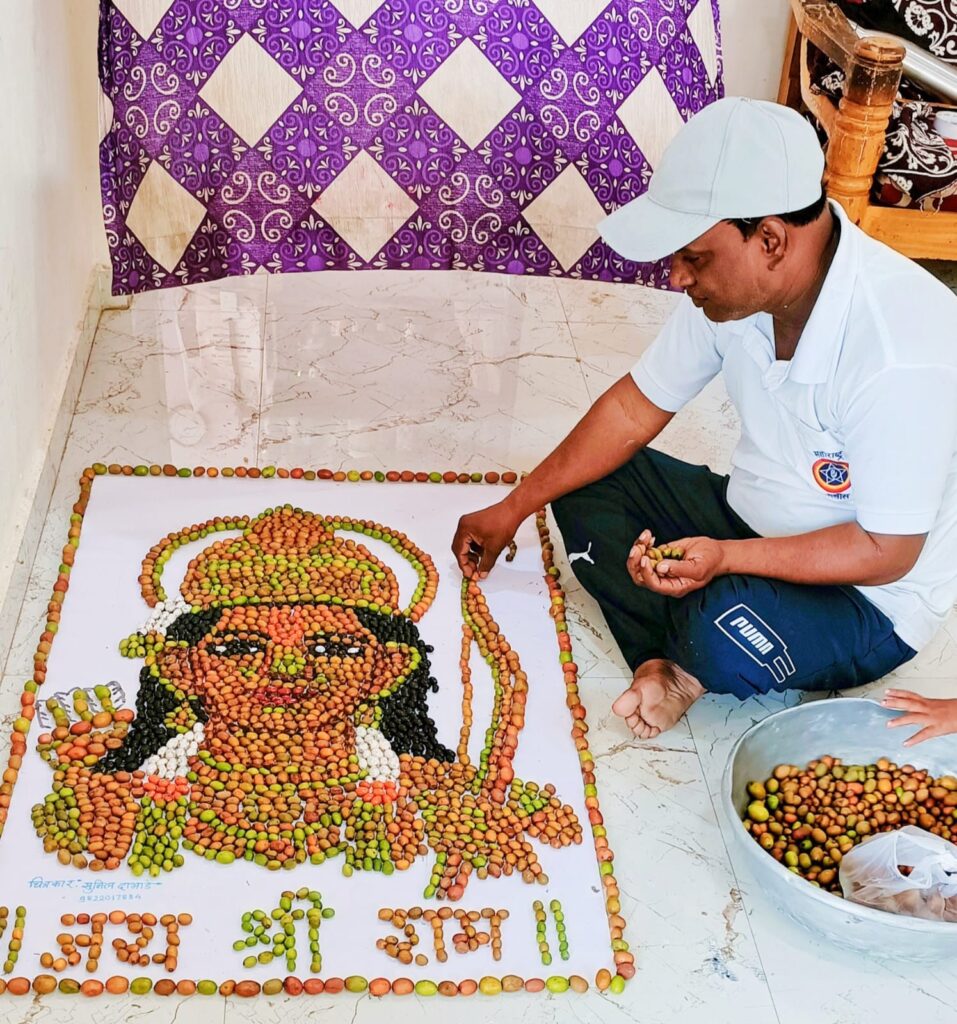बोरांचा वापर करुन साकारली प्रभू श्री रामांची भव्य मोजेक पोट्रेट 3 बोरांचा वापर करुन साकारली प्रभू श्री रामांची भव्य मोजेक पोट्रेट 2